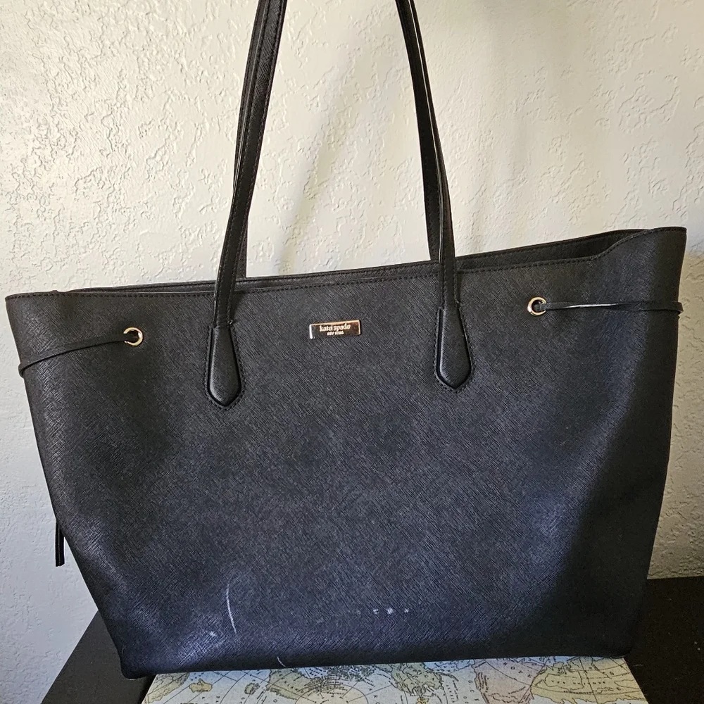 Kate Spade ♠️ big black saffiano leather tote shoulder‎ bag